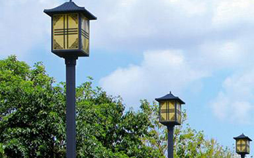 洛扎庭院灯安装间距与布灯设计全解析 洛扎庭院灯安装间距与布灯设计全解析