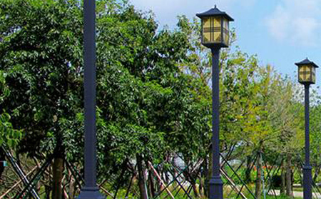 太阳能洛扎庭院灯价格为何差三倍？关键看这几点